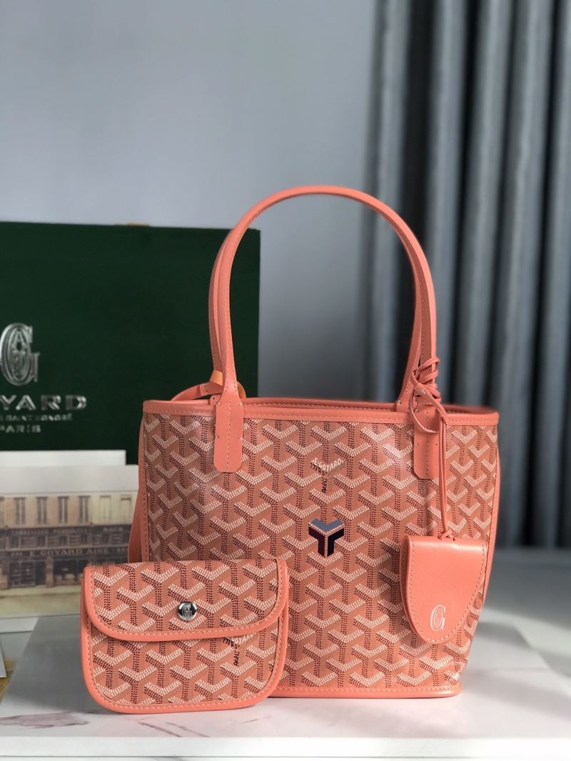 Goyard Shopping Bags